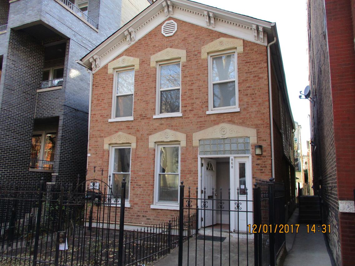 868 N Marshfield Ave., Chicago, IL 60622