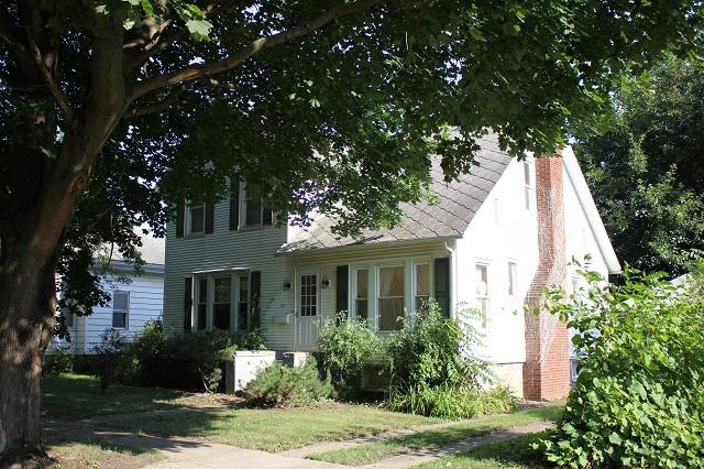 21 E Market St., Piper City, IL 60959