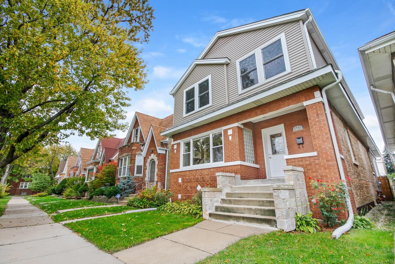 5517 W Byron St., Chicago, IL 60641
