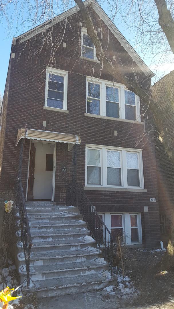 2939 N Kedzie Ave., Chicago, IL 60618