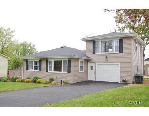 2115 Old Elm Rd., Lindenhurst, IL 60046
