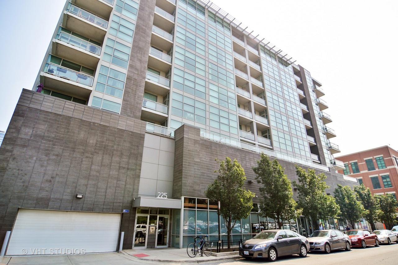 225 S Sangamon St. #903, Chicago, IL 60607