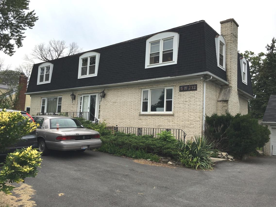 15W232 Plainfield Rd., Burr Ridge, IL 60527