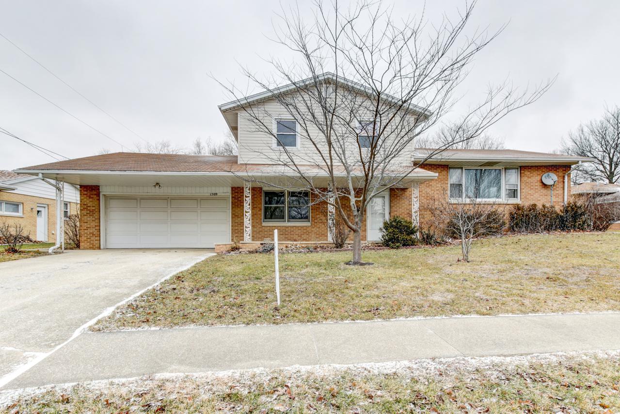 1509 Locust Ave., Rantoul, IL 61866