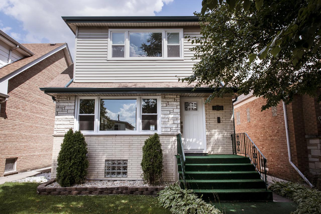 2951 N Oak Park Ave., Chicago, IL 60634