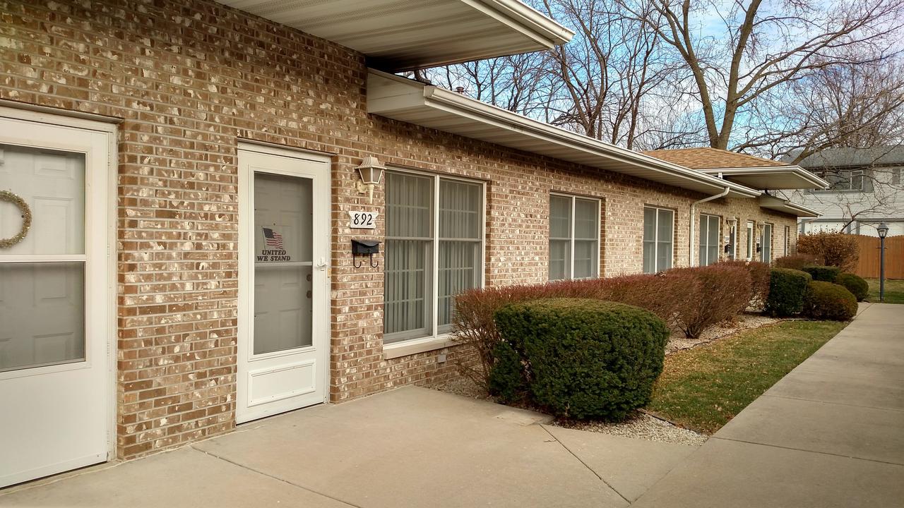 892 Chovan Dr., Joliet, IL 60435