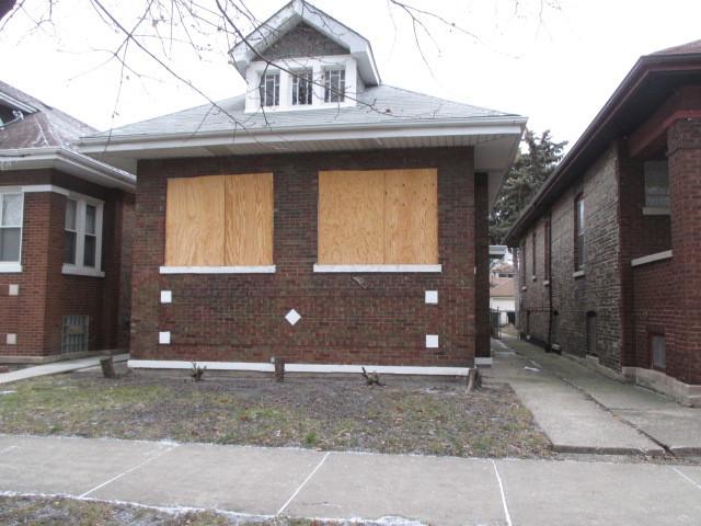 6621 S Maplewood Ave., Chicago, IL 60629