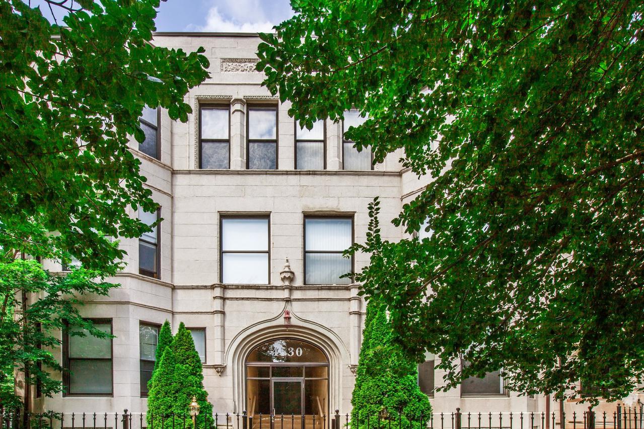 4530 S Prairie Ave. #1N, Chicago, IL 60653