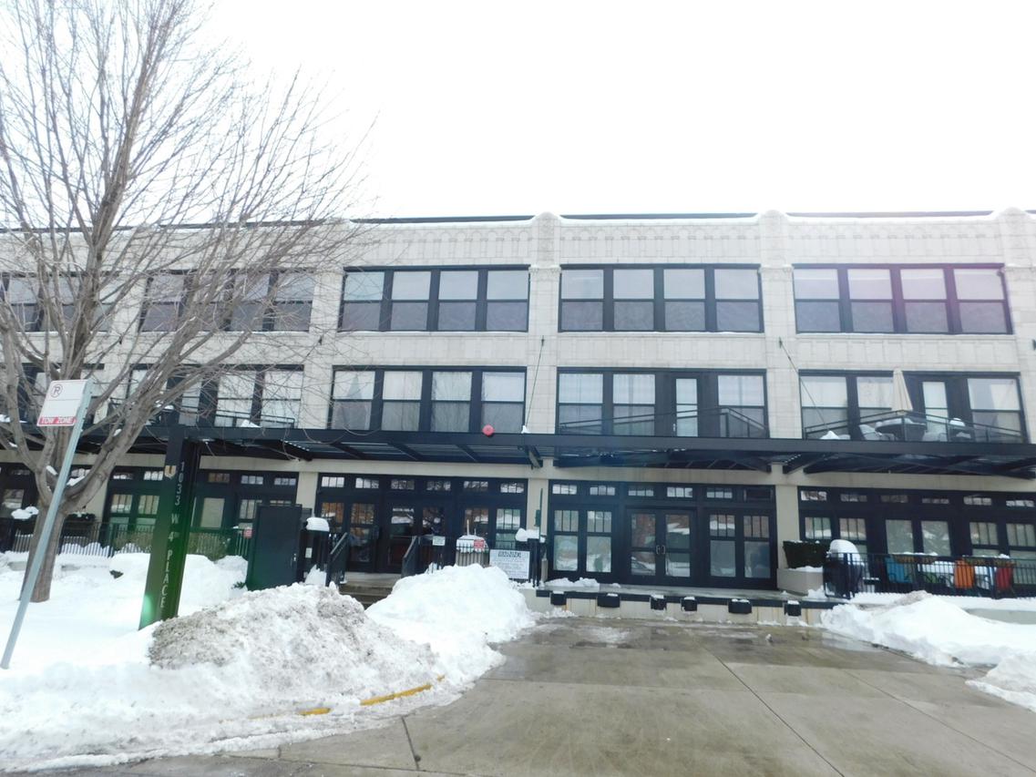 1033 W 14th Pl. #235, Chicago, IL 60608
