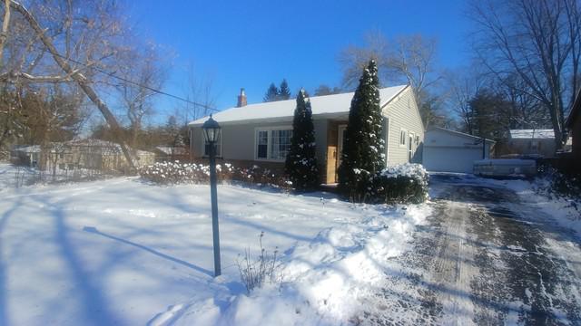 312 Meadow Ln., Lake In The Hills, IL 60156