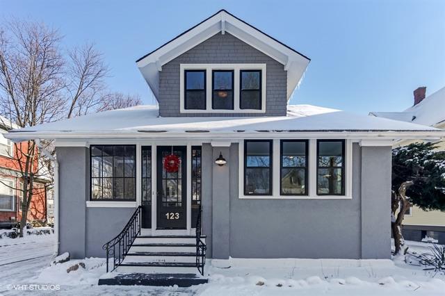123 N Stone Ave., La Grange, IL 60525