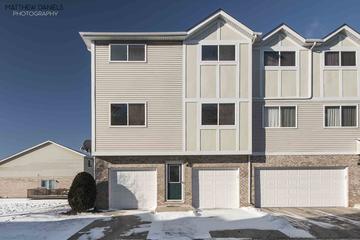 8213 Rachel Ln., Justice, IL 60458