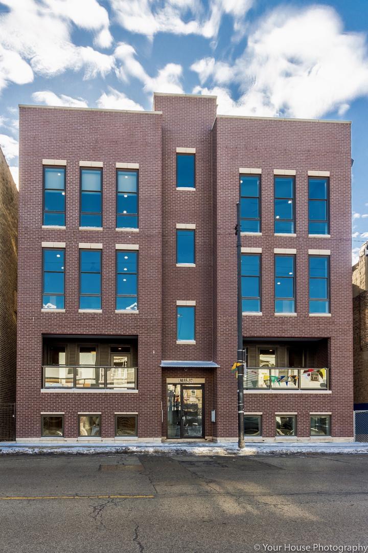 3037 W Belmont Ave. #2W, Chicago, IL 60618