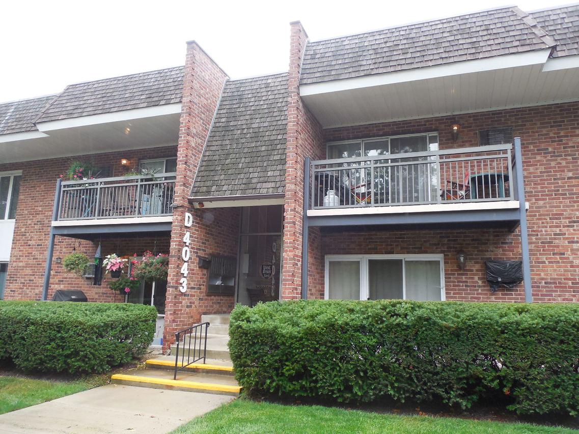 4043 Saratoga Ave. #223, Downers Grove, IL 60515