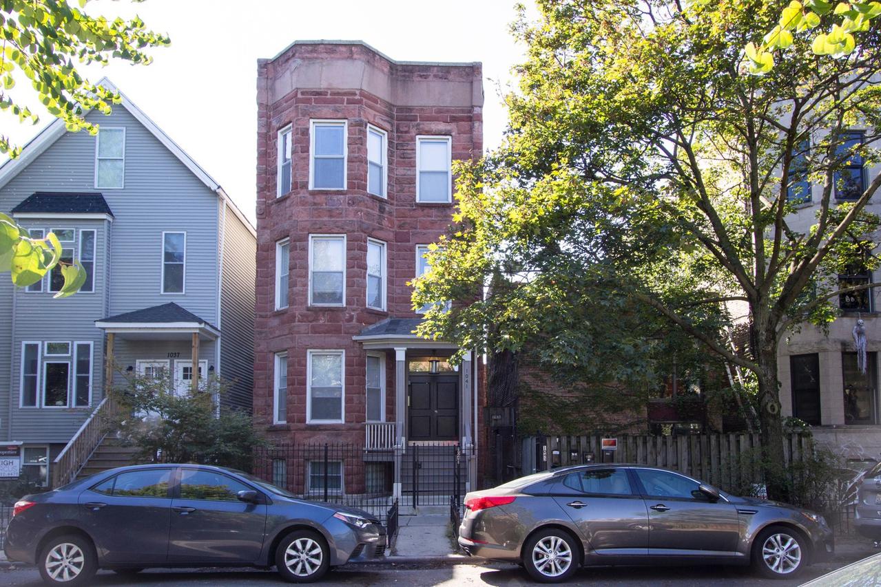 1041 W Oakdale Ave., Chicago, IL 60657