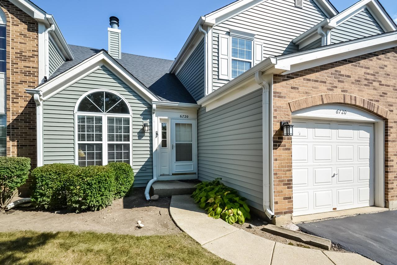 6720 Roanoake Ct., Gurnee, IL 60031