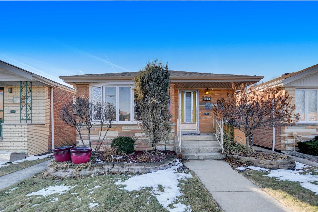 6010 S Rutherford Ave., Chicago, IL 60638