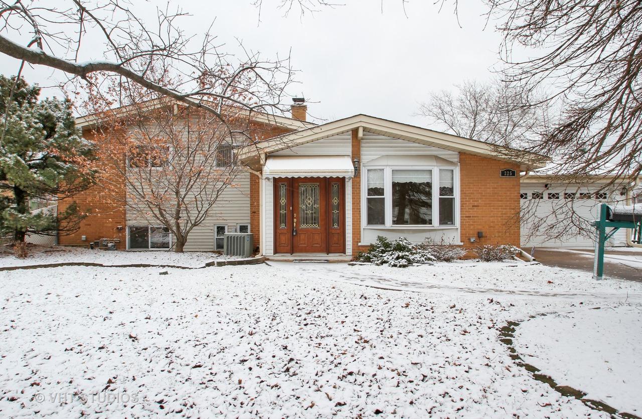 225 Washington Rd., Glenview, IL 60025
