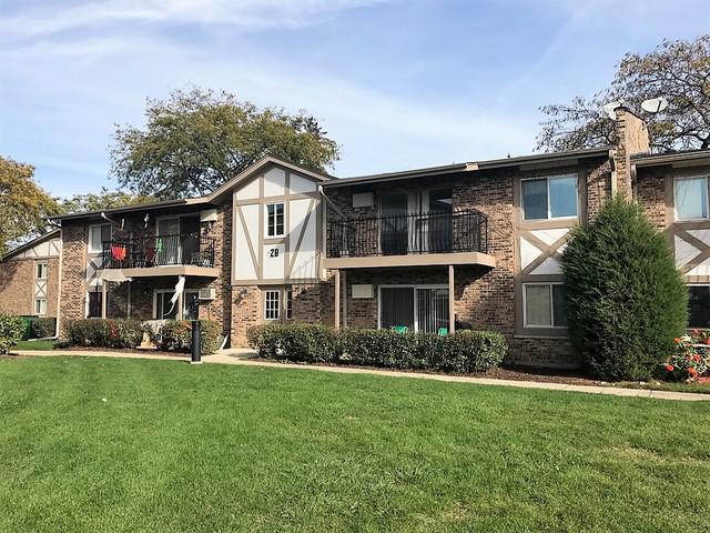 9S122 Frontage Rd. #28-206, Willowbrook, IL 60527