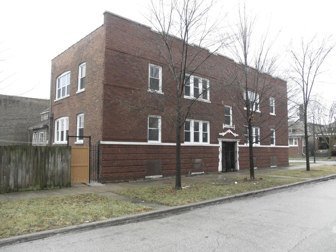 6001 S Campbell Ave., Chicago, IL 60629