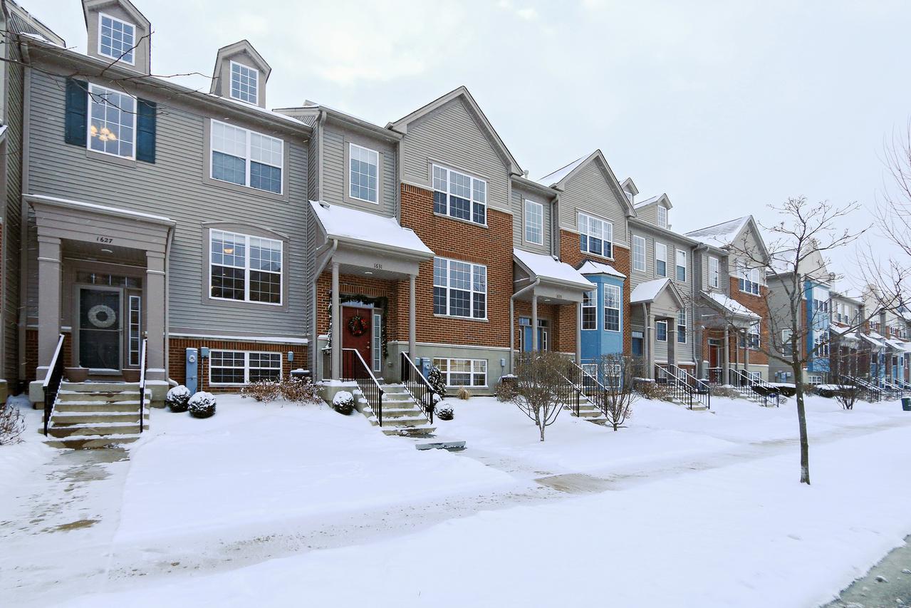 1627 Station Park Dr., Grayslake, IL 60030