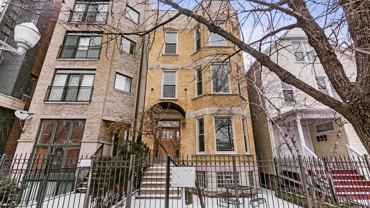 3317 N Sheffield Ave., Chicago, IL 60657