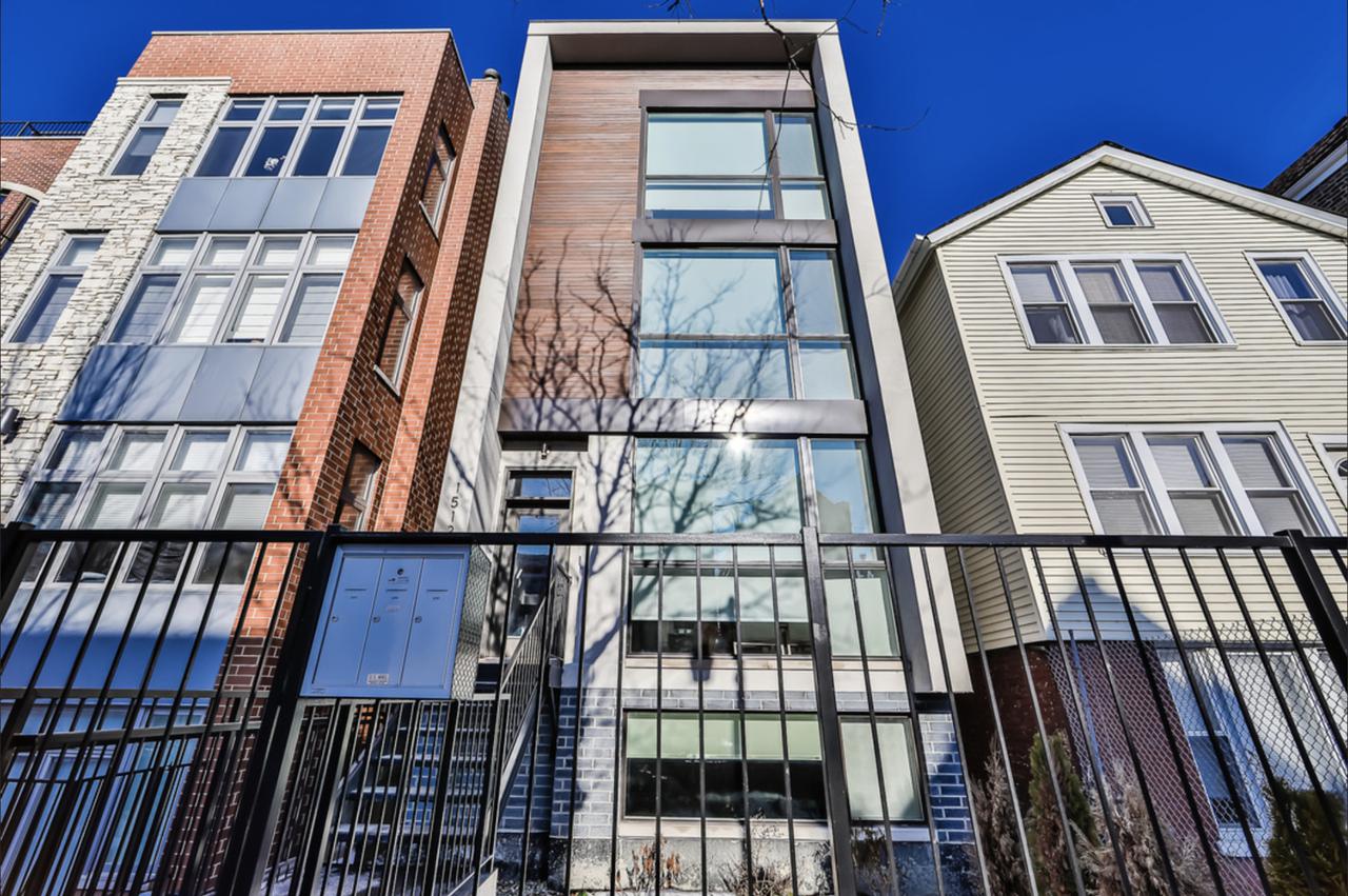 1512 W Chestnut St. #2, Chicago, IL 60642