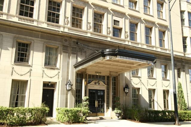 1200 N Lake Shore Dr. #405, Chicago, IL 60610