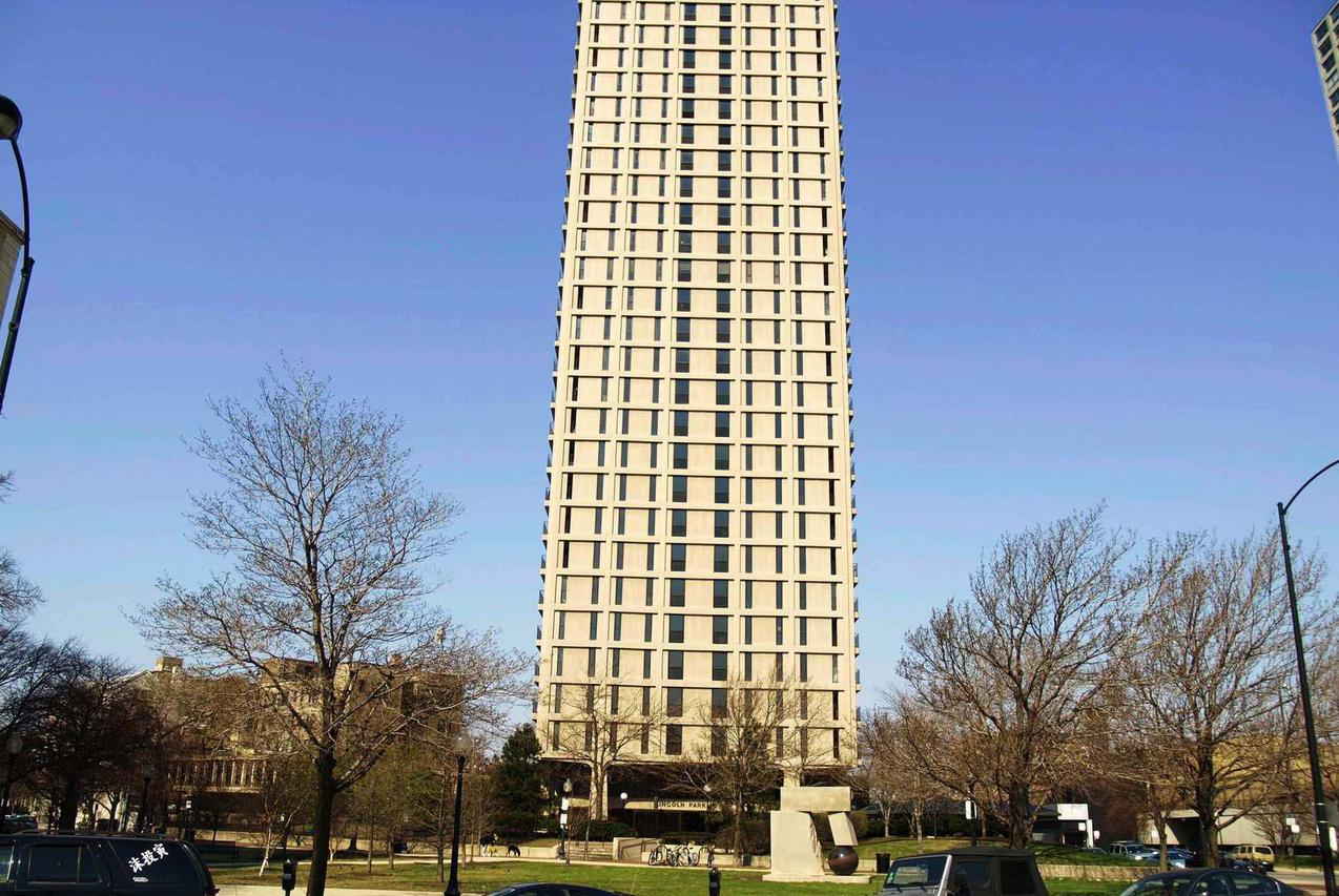 1960 N Lincoln Park West #2812, Chicago, IL 60614