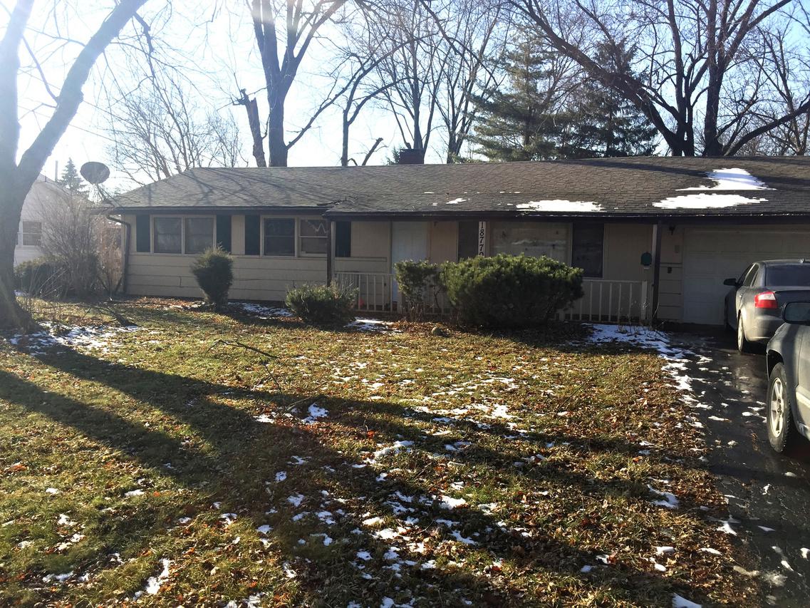 18770 Loras Ln., Country Club Hills, IL 60478