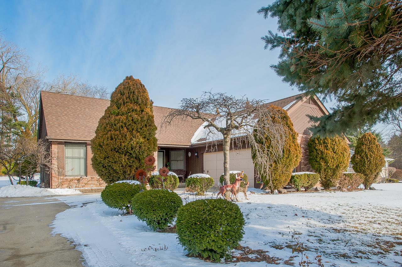 21W780 Byron Ave., Addison, IL 60101