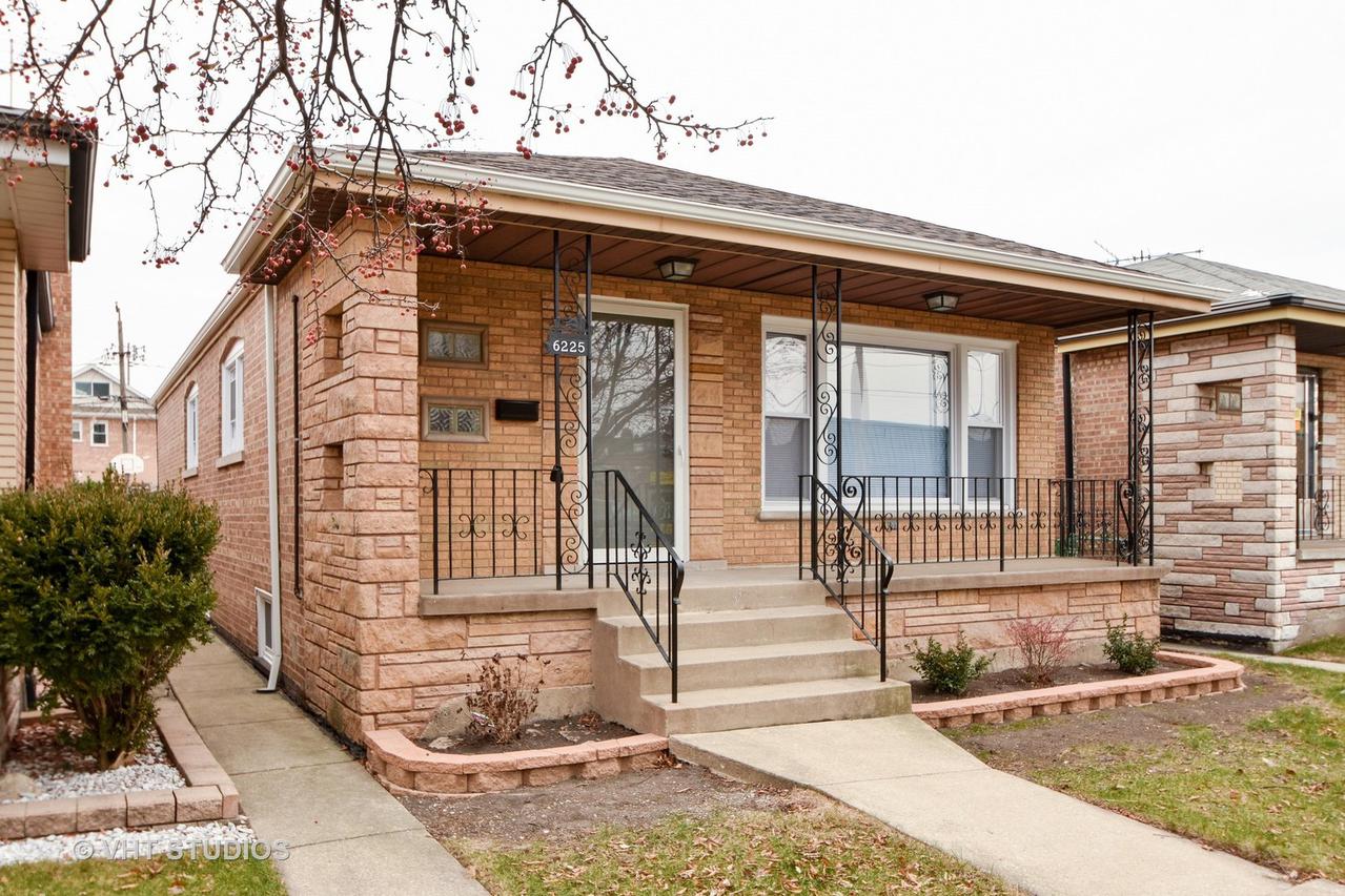 6225 S Narragansett Ave., Chicago, IL 60638