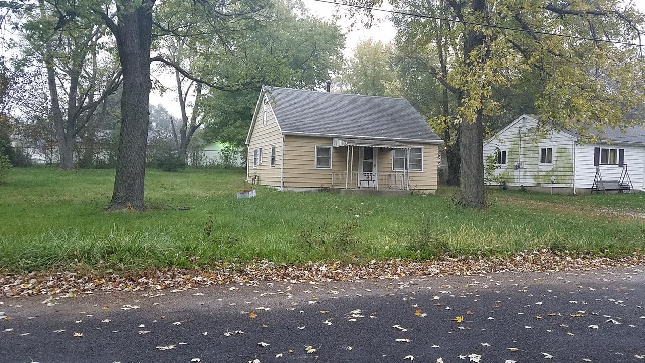 2014 S Winston St., Peoria, IL 61605