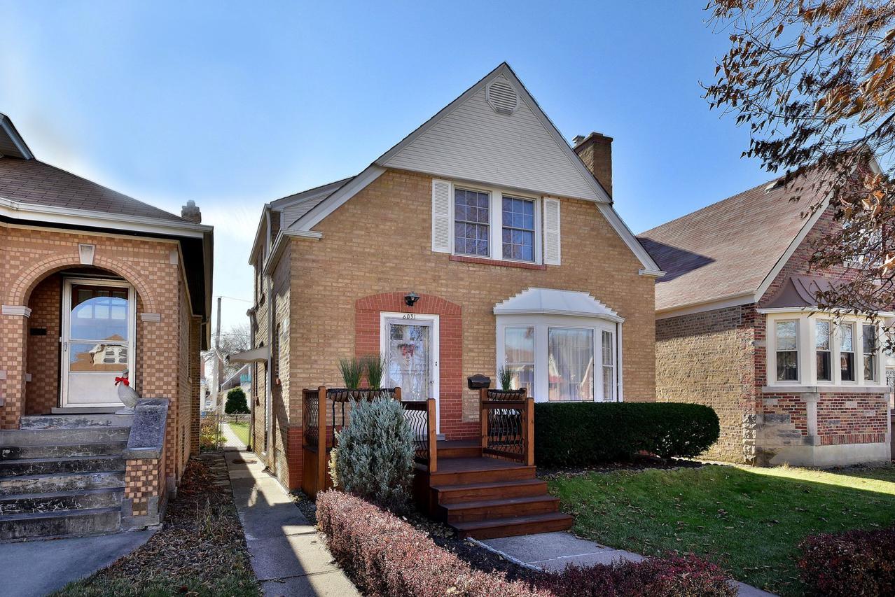 6031 W Nelson St., Chicago, IL 60634