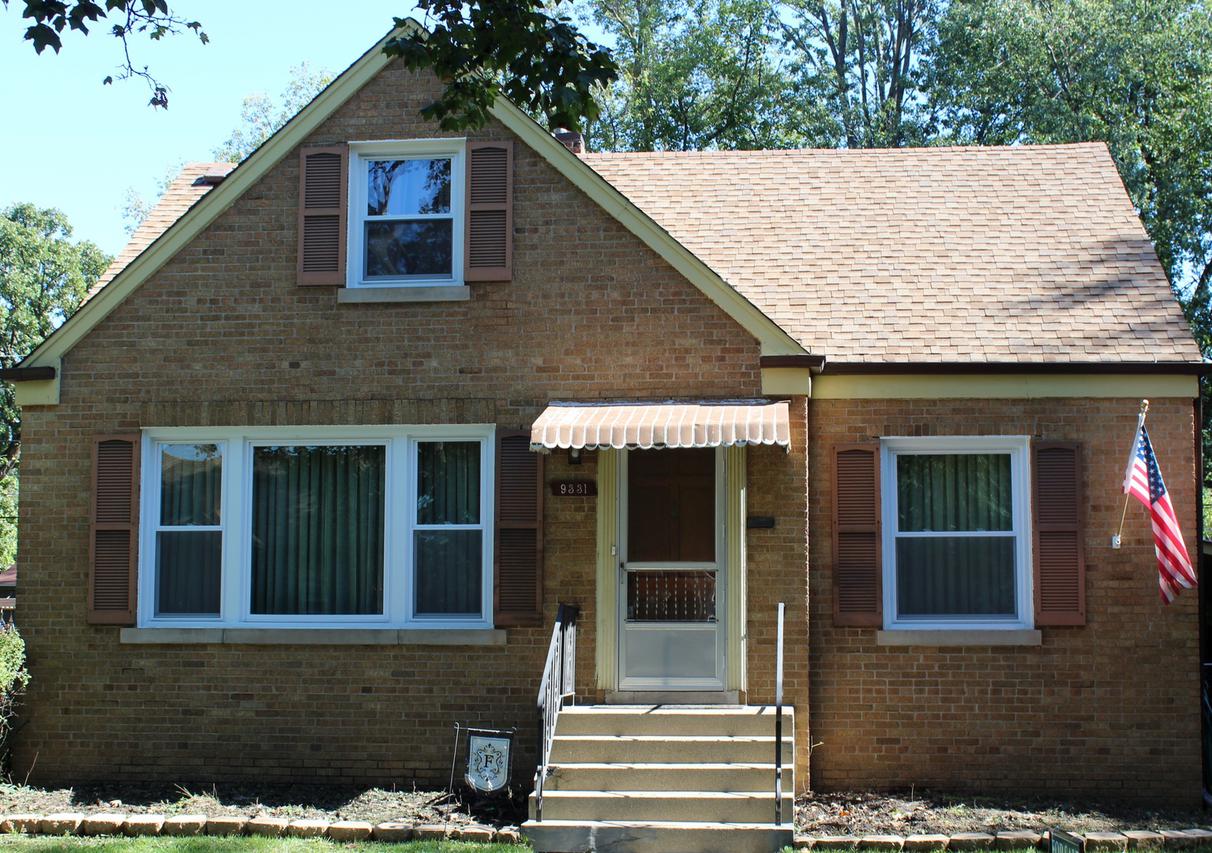 9331 Tulley Ave., Oak Lawn, IL 60453