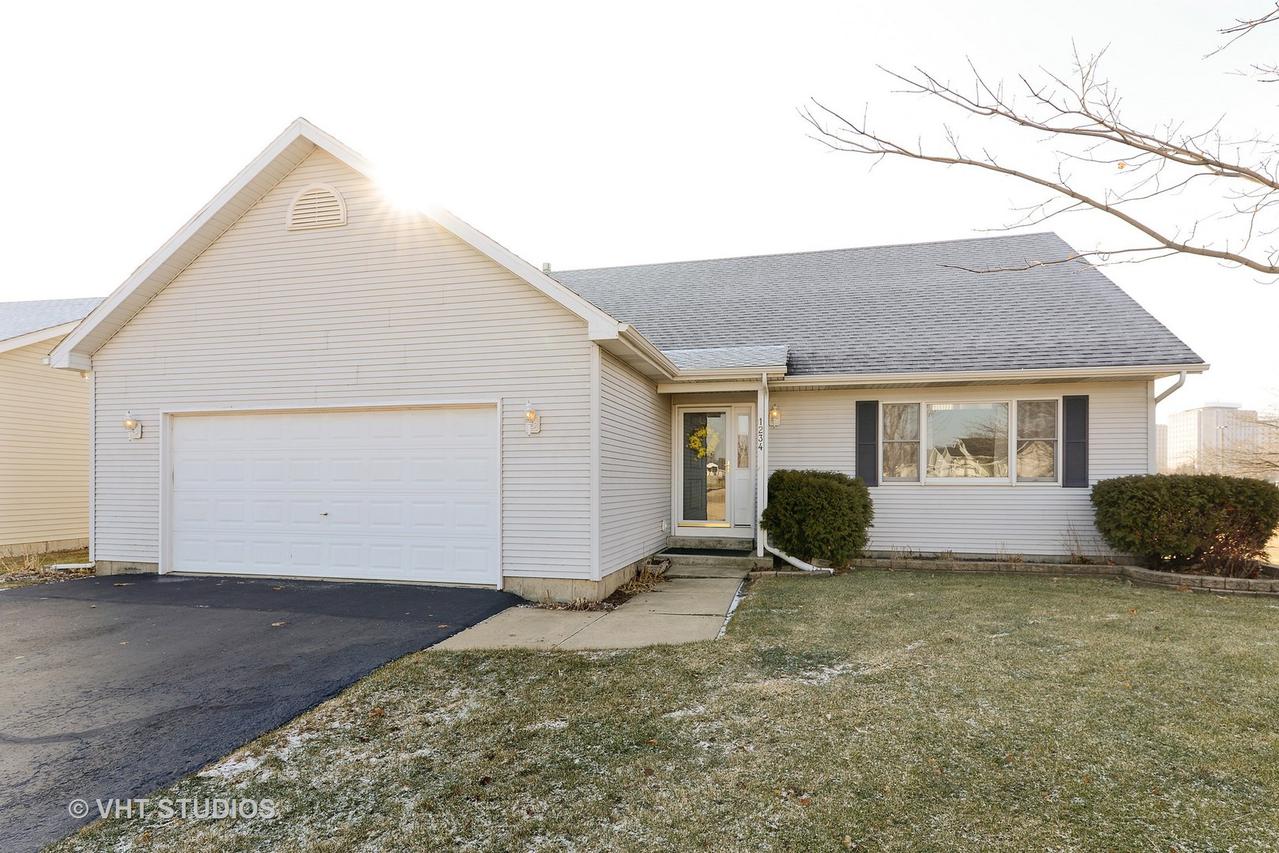 1234 University Dr., Dekalb, IL 60115
