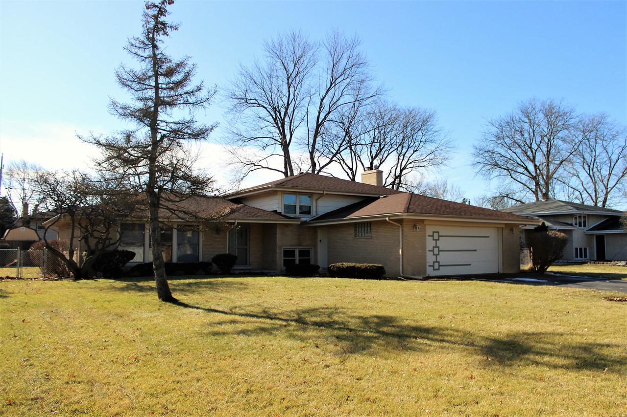 6107 W 127th Pl., Palos Heights, IL 60463