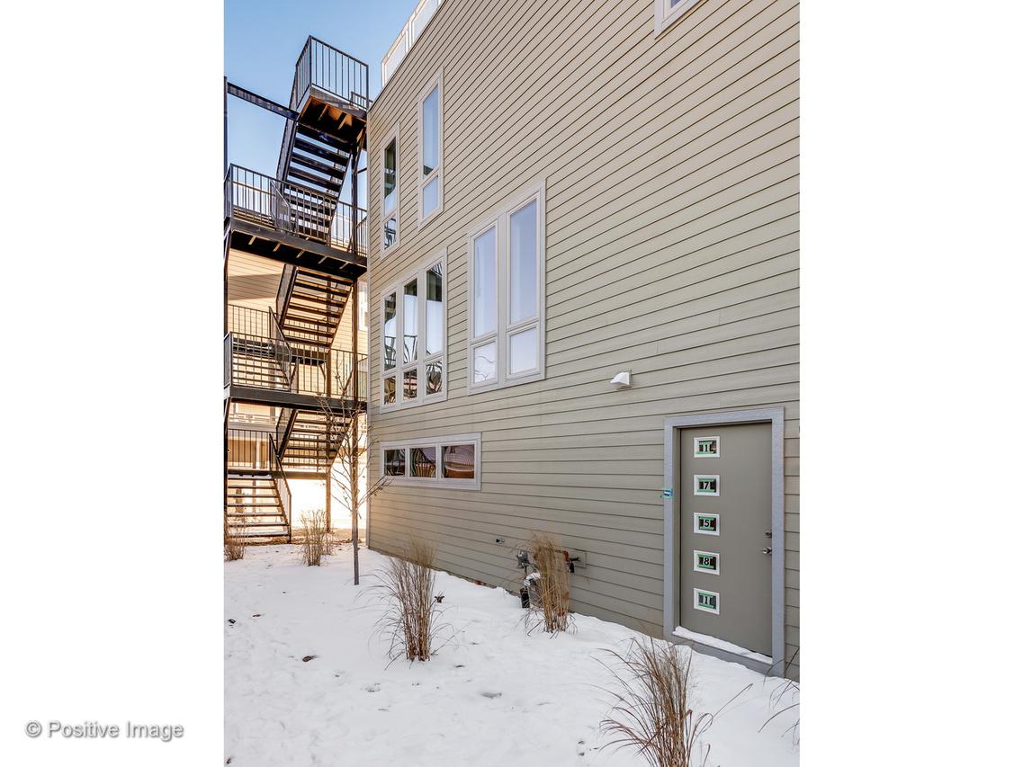 1758 N Central Park Ave. #1, Chicago, IL 60647