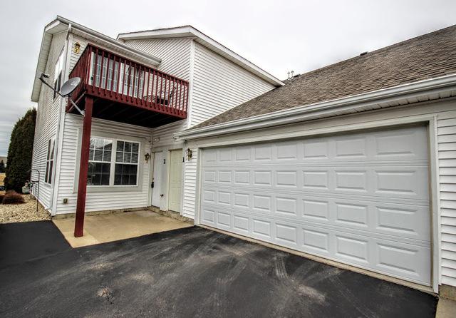10308 Marblewing Rd. #2, Roscoe, IL 61073