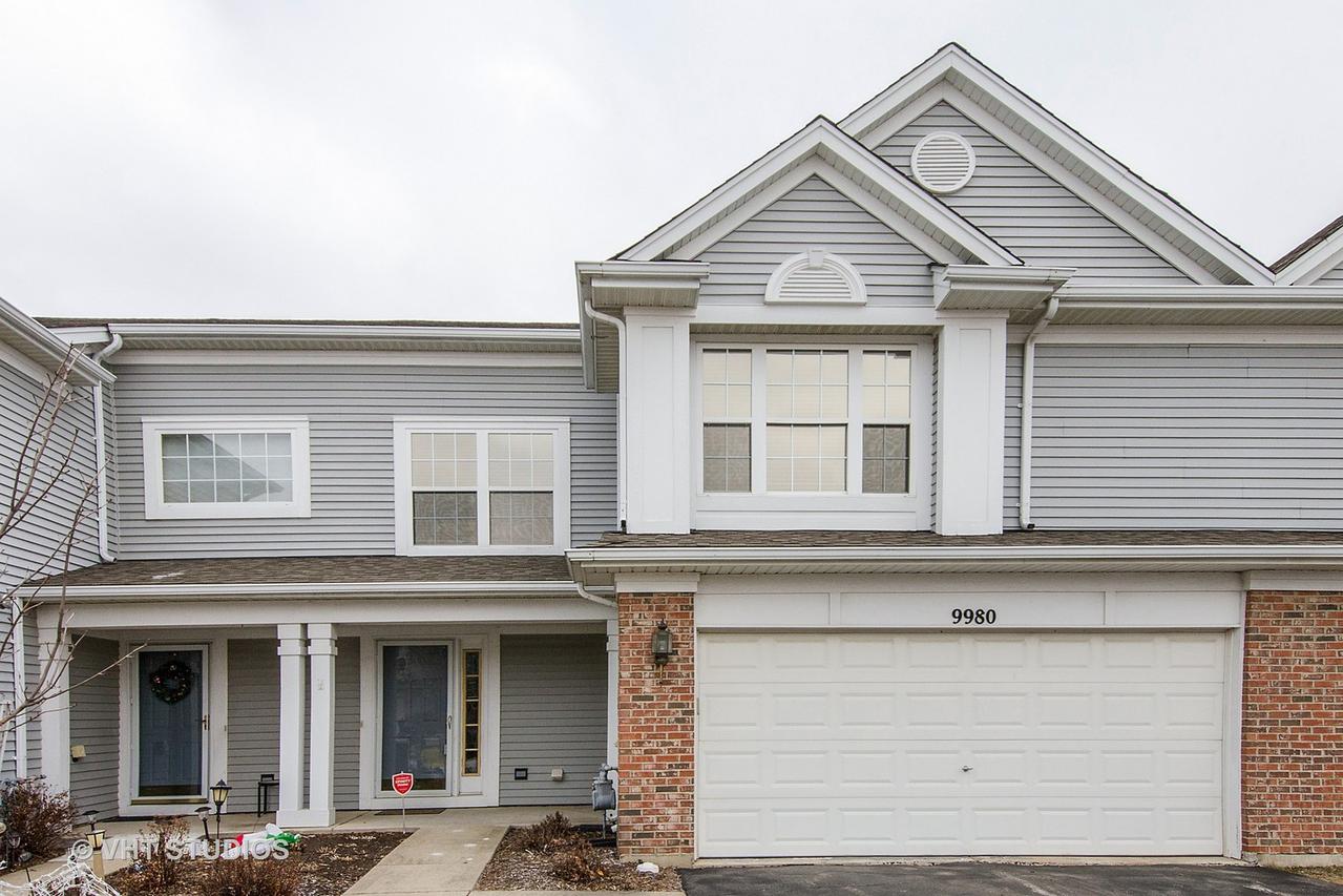 9980 Wakefield Ln., Huntley, IL 60142