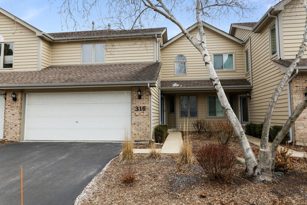 316 Jamatt Ct., Naperville, IL 60540