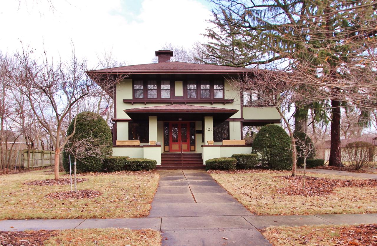 425 Vine St., Morris, IL 60450