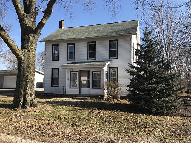 112 S Wequash St., Tonica, IL 61370