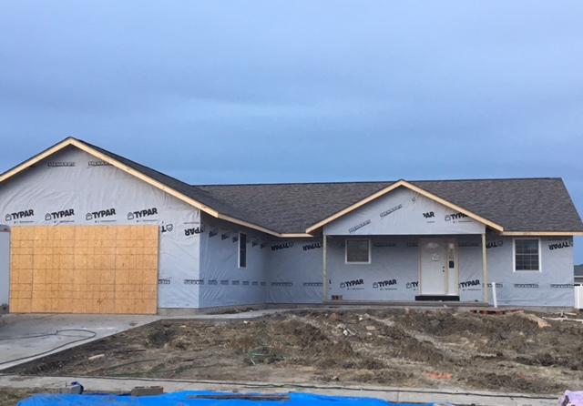 302 W Lincoln St., Fisher, IL 61843