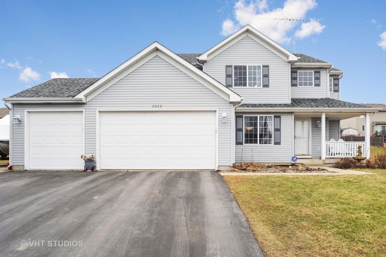 2002 Midday Dr., Zion, IL 60099