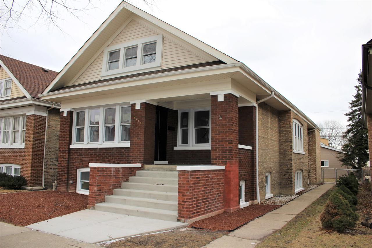 1911 Ridgeland Ave., Berwyn, IL 60402