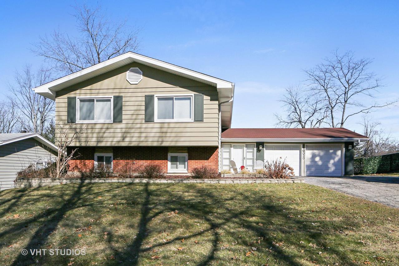 21W030 Mayfair Rd., Lombard, IL 60148