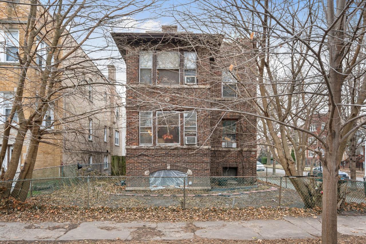 4619 N Hamlin Ave., Chicago, IL 60625
