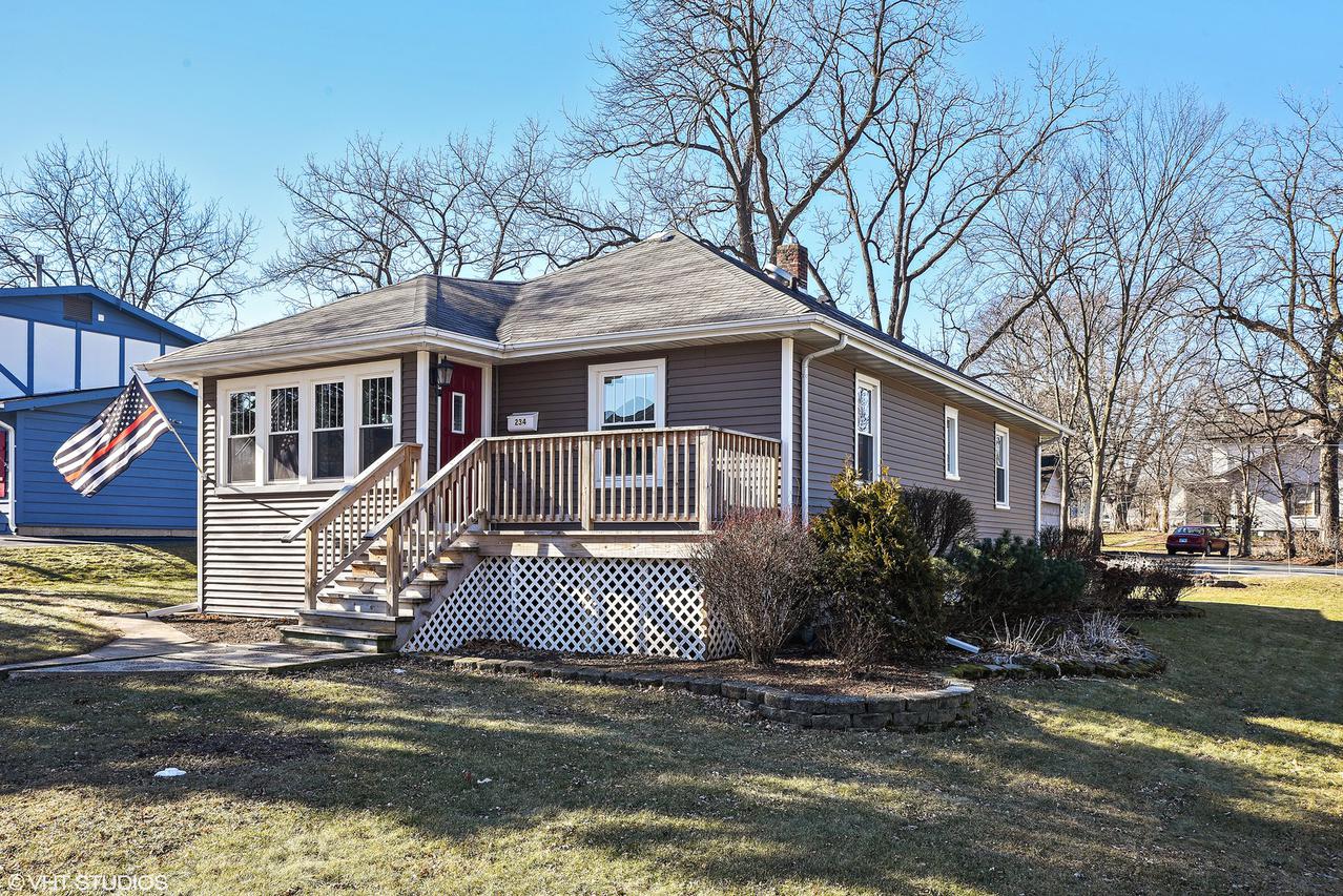 234 Illinois St., Crystal Lake, IL 60014