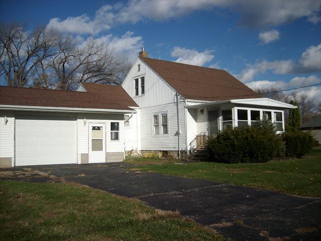 739 Young St., Marseilles, IL 61341